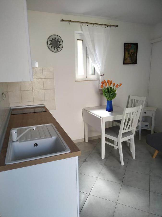 Apartment Zdenka Veli Losinj Luaran gambar