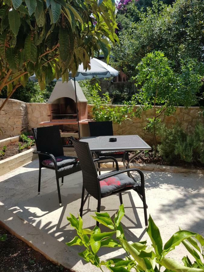 Apartment Zdenka Veli Losinj Luaran gambar