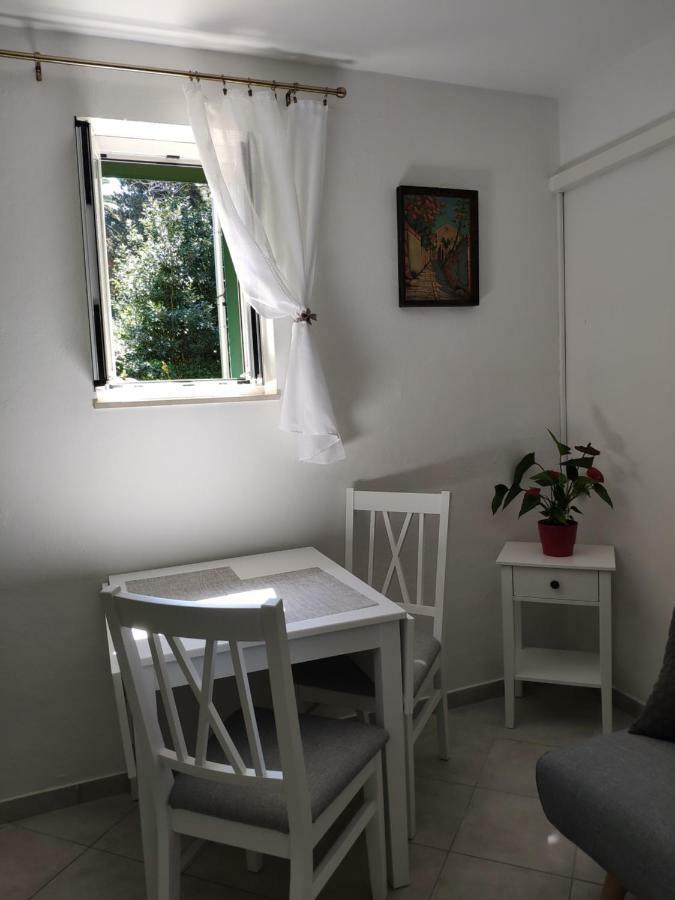 Apartment Zdenka Veli Losinj Luaran gambar