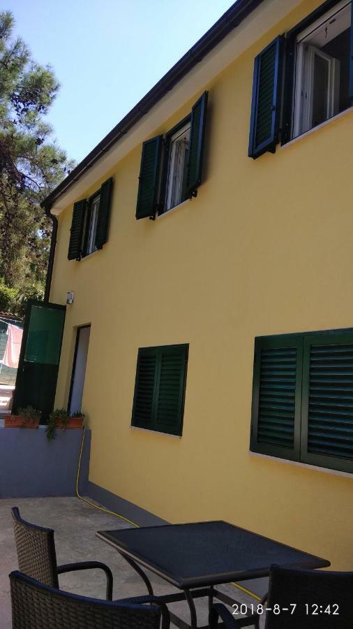 Apartment Zdenka Veli Losinj Luaran gambar