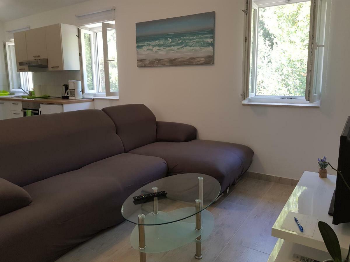 Apartment Zdenka Veli Losinj Luaran gambar