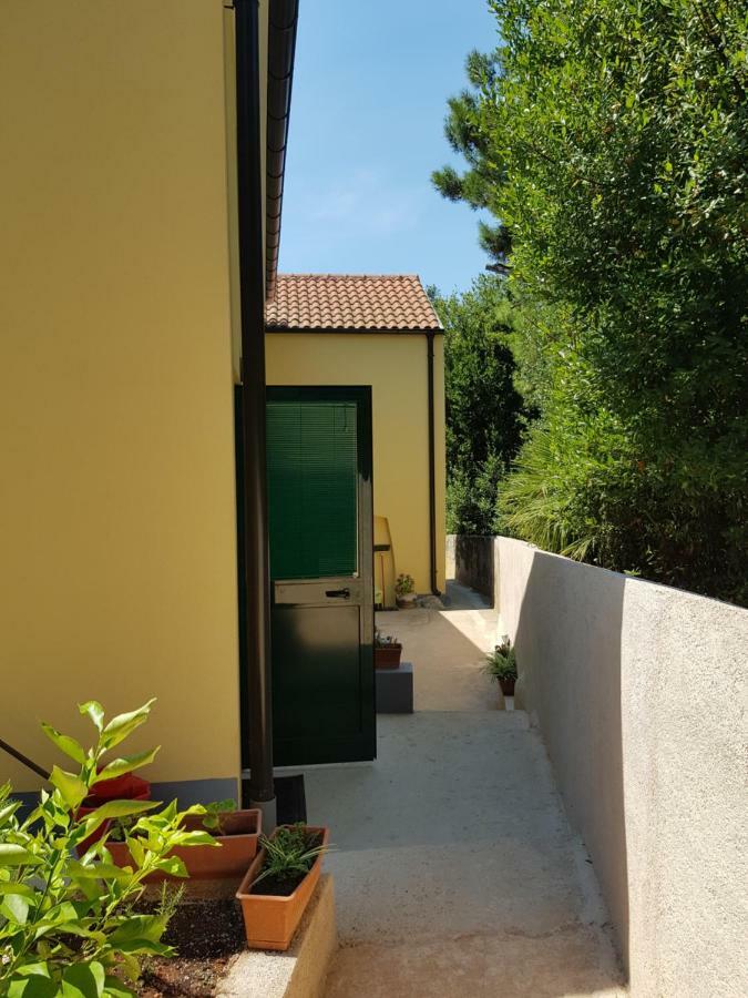 Apartment Zdenka Veli Losinj Luaran gambar